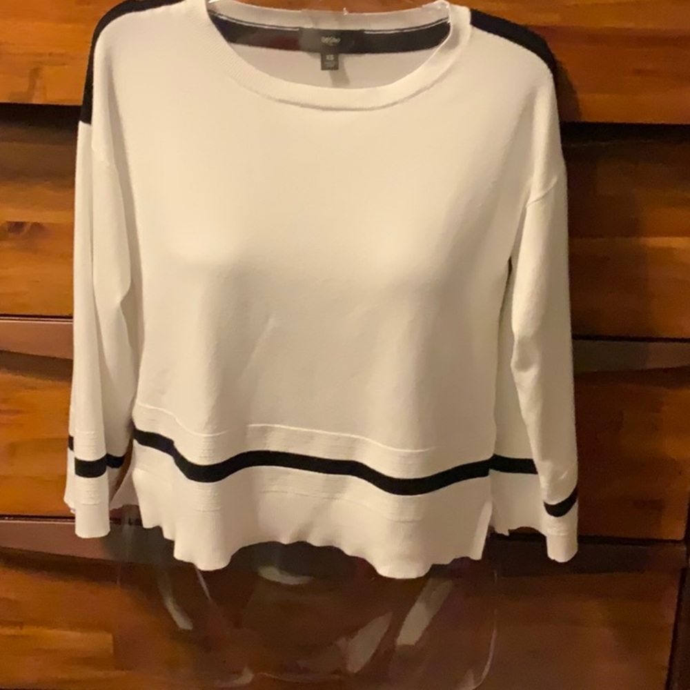 Mossimo Black & White Sweater